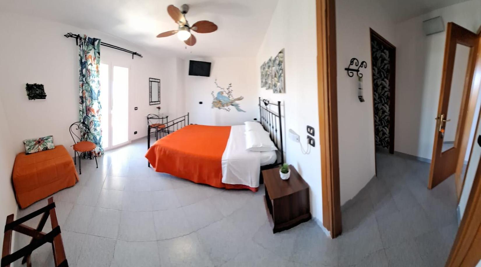 Bed and Breakfast Sunrise Ласкари Номер фото